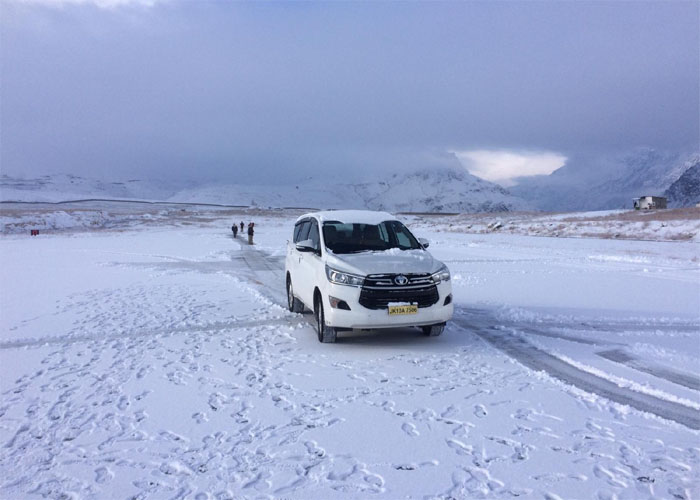 Best Pathankot Taxi Service